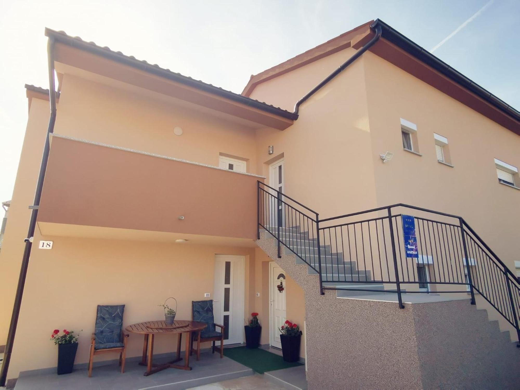 Apartmani Marco,Lukas,Patrick,David,Blizu Centra I Mora Sa Free Privatnim Parkingom Pula Extérieur photo